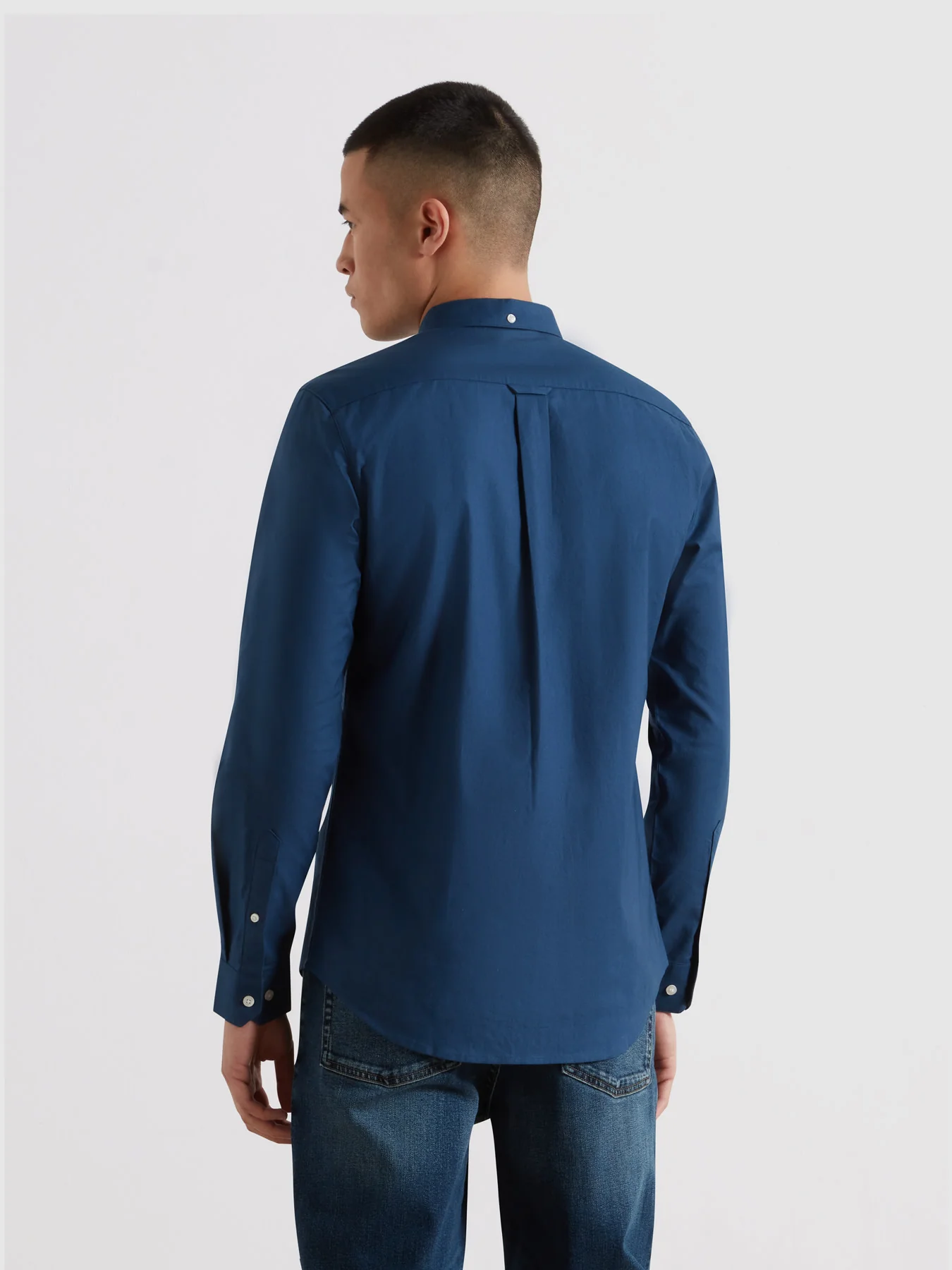 Brewer Slim Fit Organic Cotton Oxford Shirt In Aegean Blue - Image 3