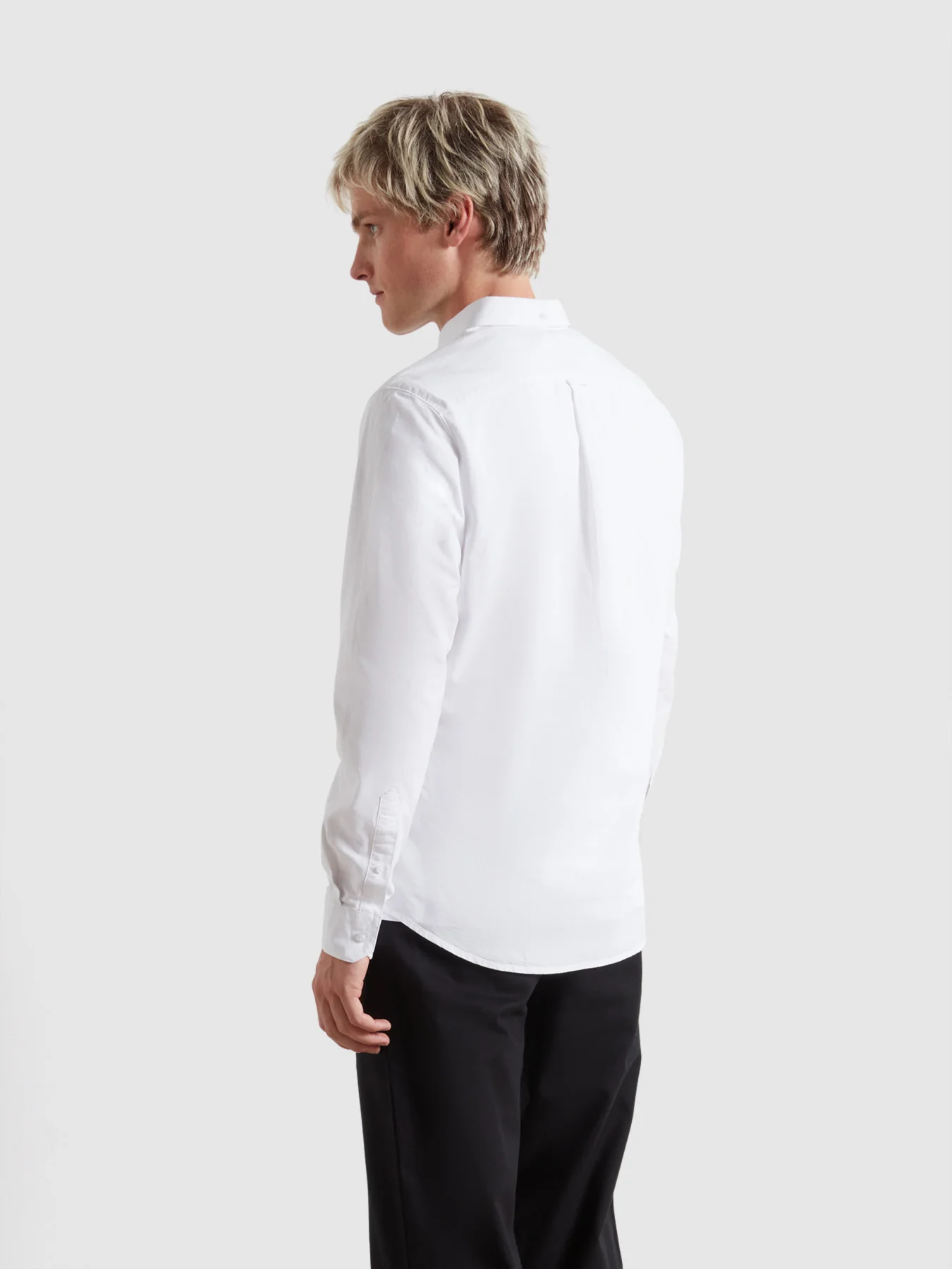 Brewer Slim Fit Organic Cotton Oxford Shirt In White - Image 3