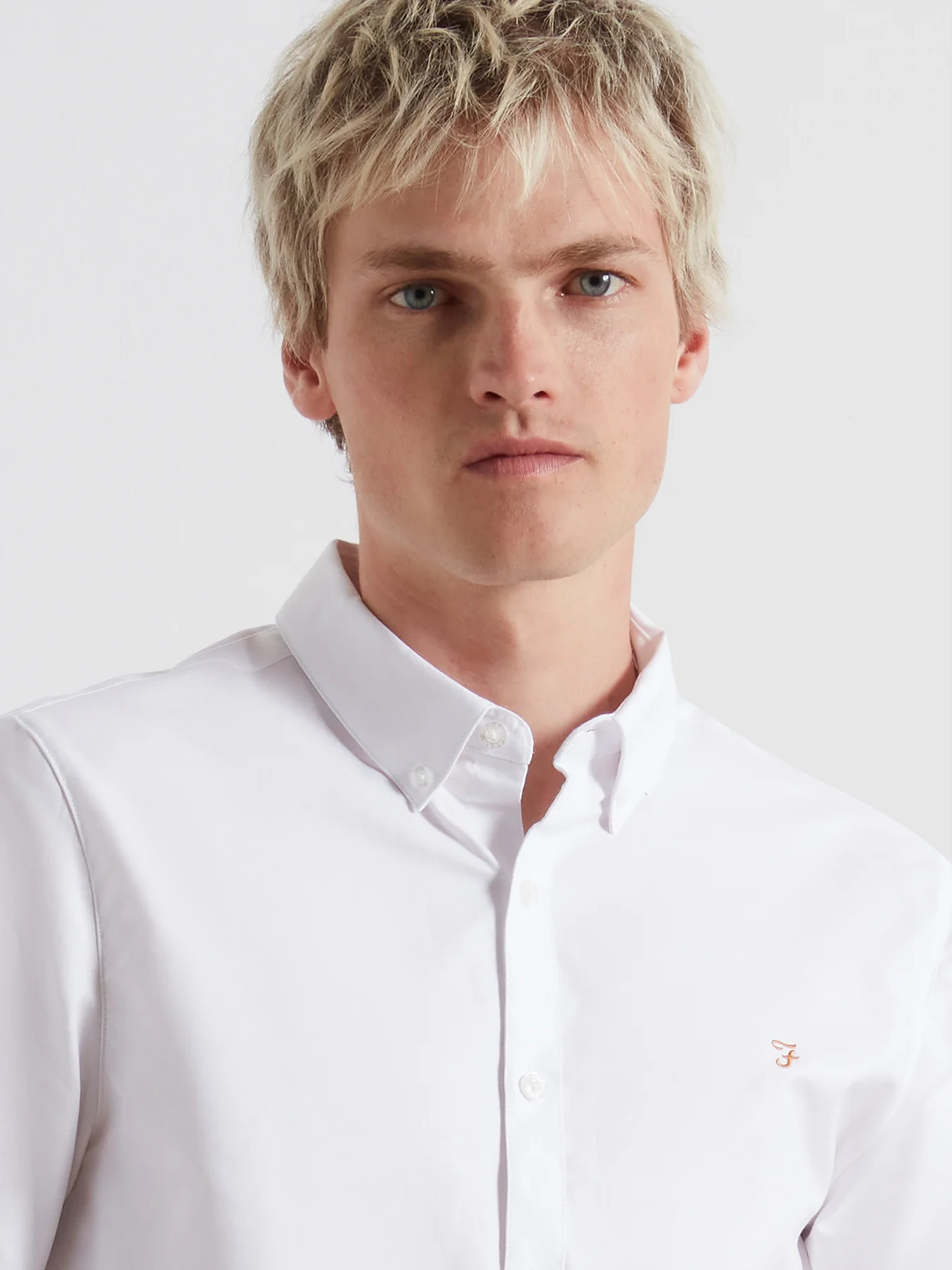 Brewer Short Sleeve Oxford Shirt In White - Image 4