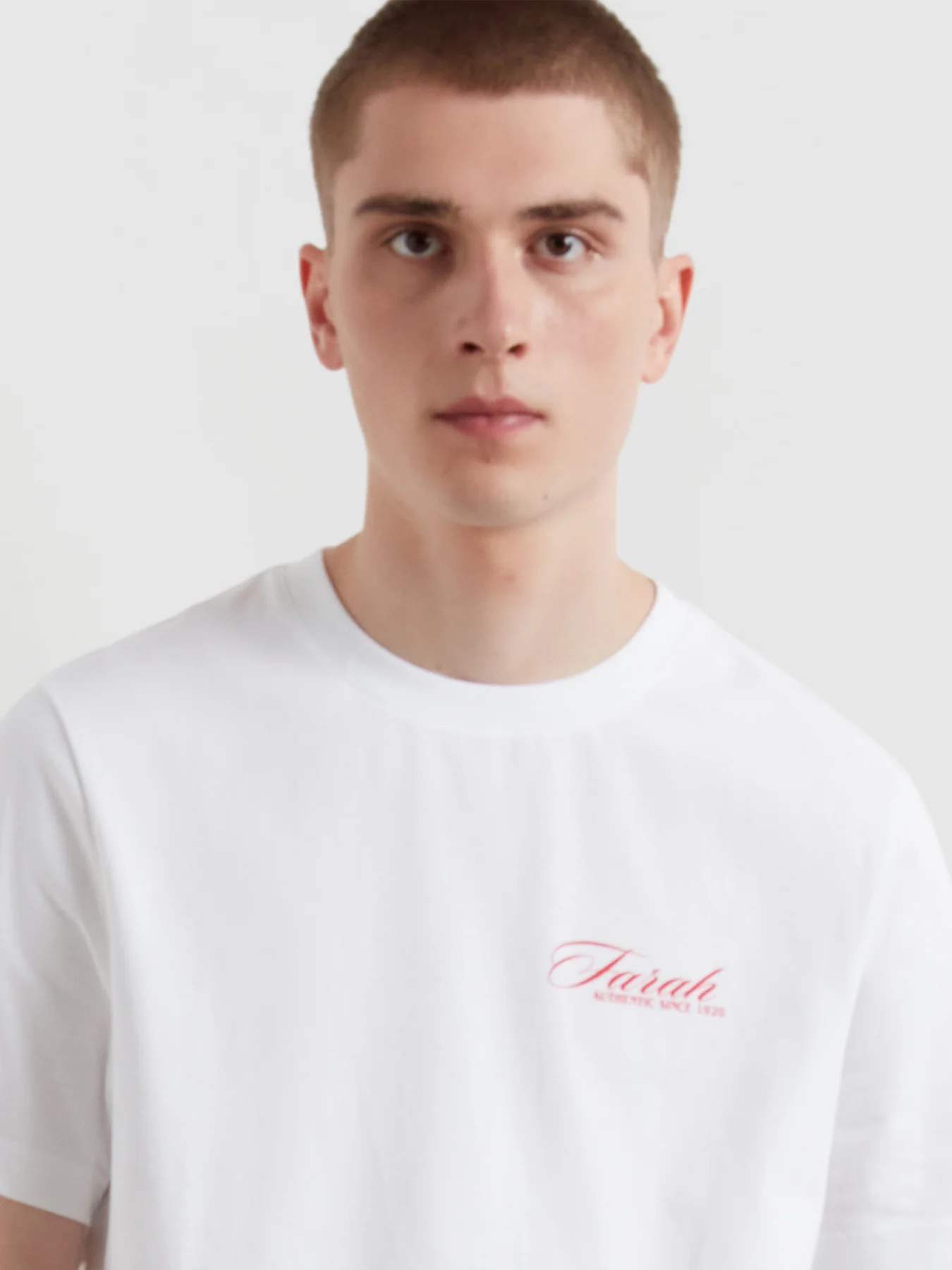 Byron Graphic T-Shirt In White - Image 4