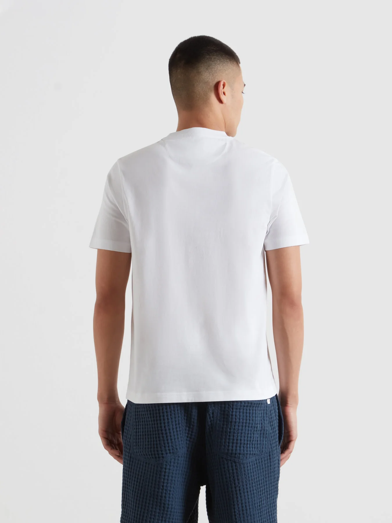Clissold Graphic T-Shirt In White - Image 3
