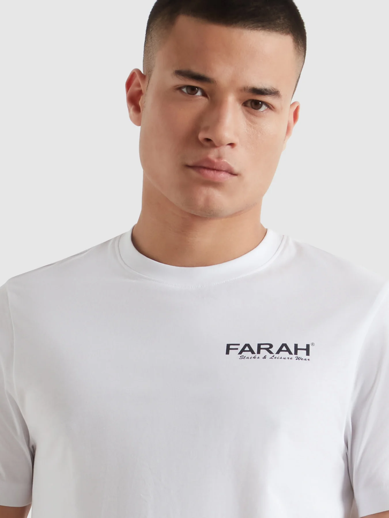 Clissold Graphic T-Shirt In White - Image 4
