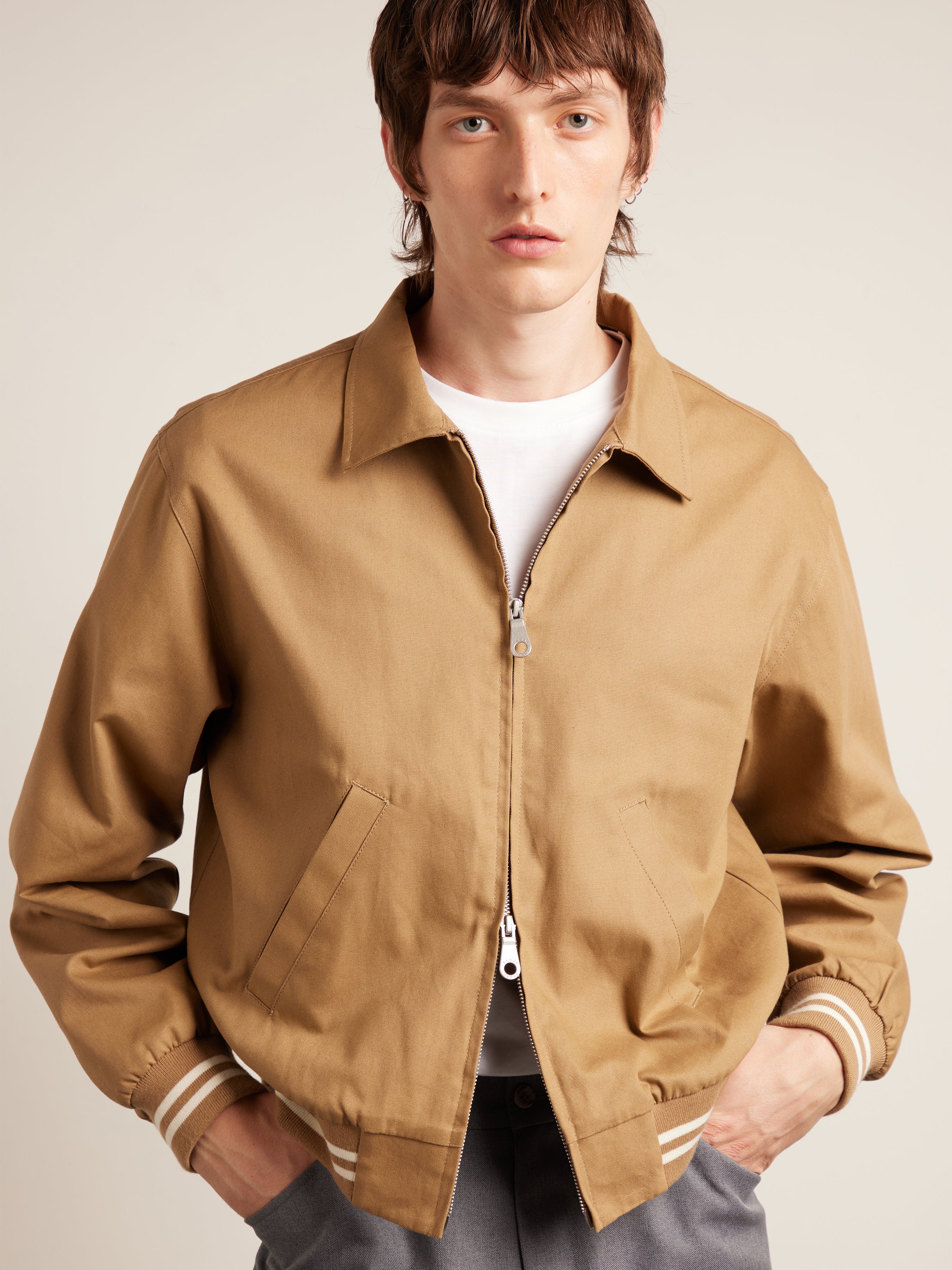 Colonia Archive Canvas Jacket In Beige - Image 4