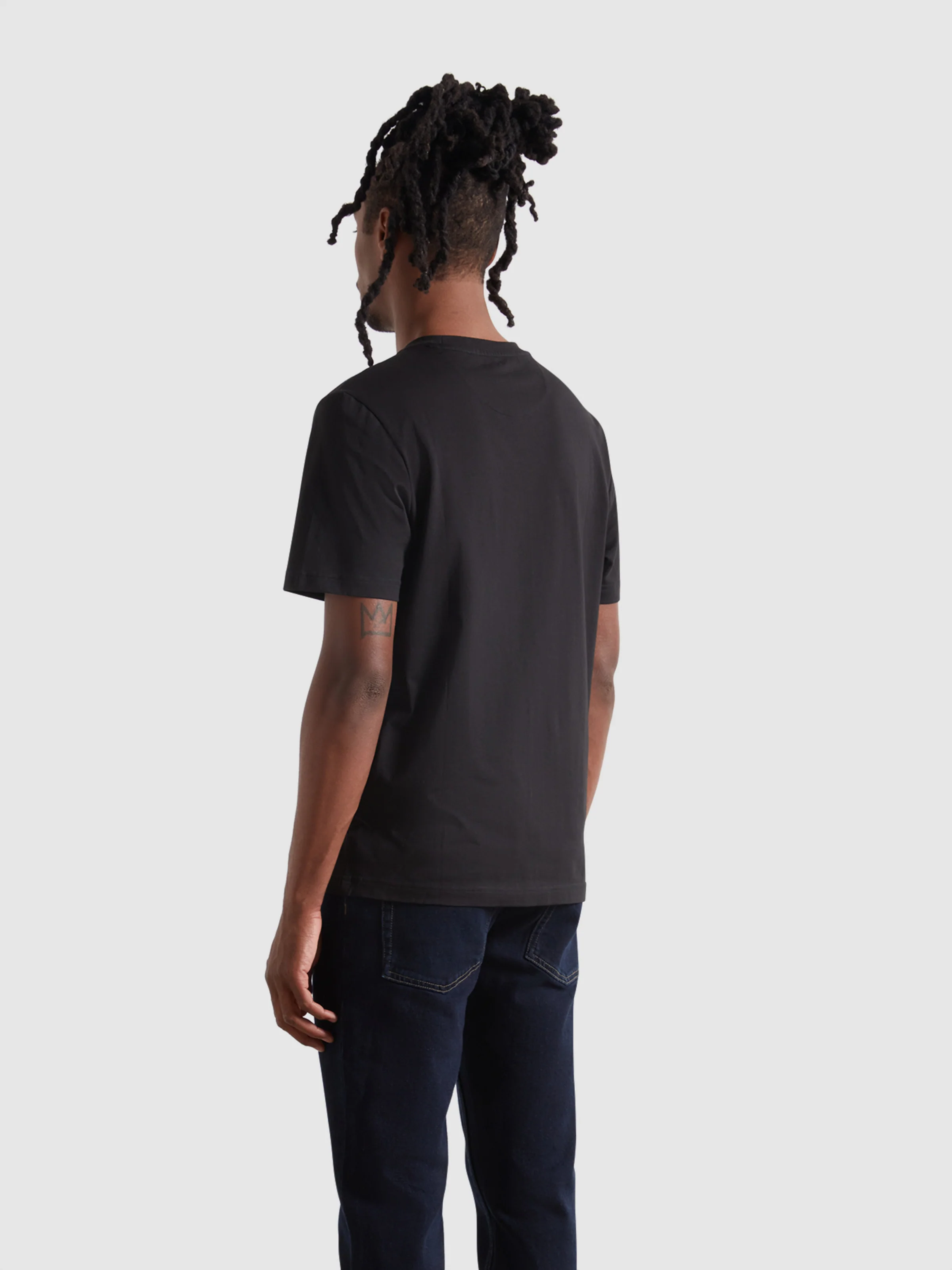 Danny Regular Fit Organic Cotton T-Shirt In Black - Image 3