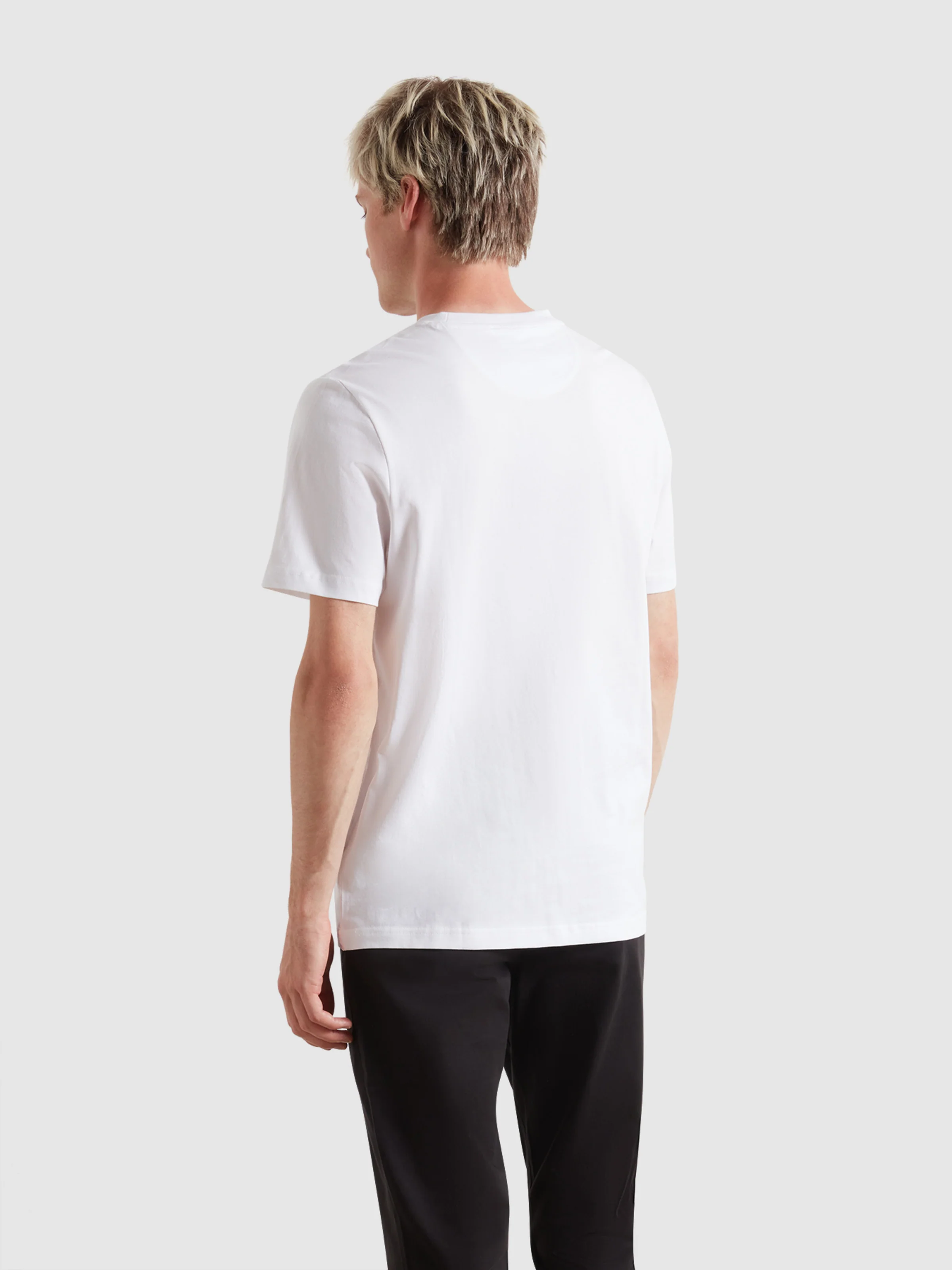 Danny Regular Fit Organic Cotton T-Shirt In White - Image 3