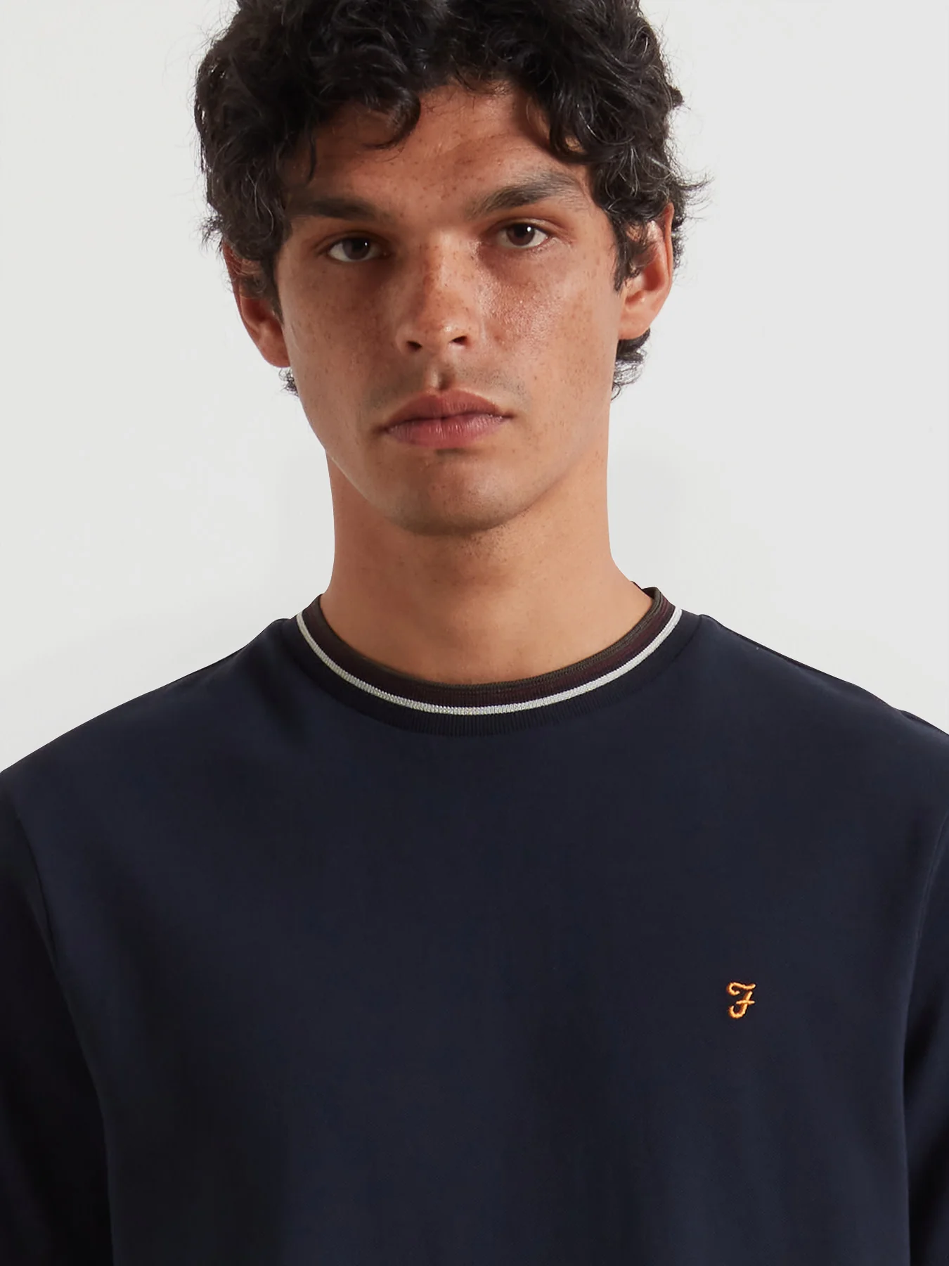 Elton Tipped Pique T-Shirt In True Navy - Image 4