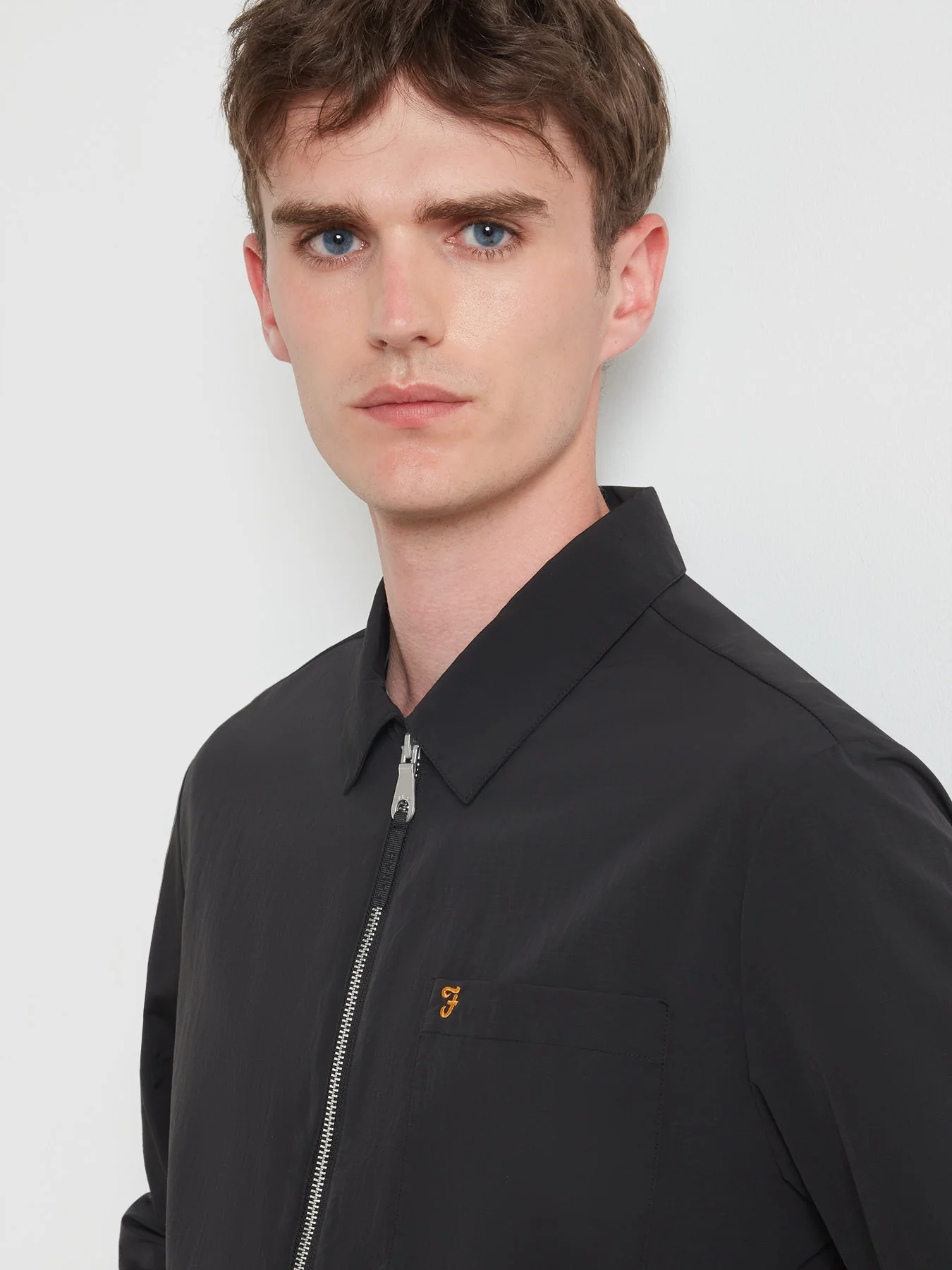 Fintoni Zipped Overshirt In Black - Image 4