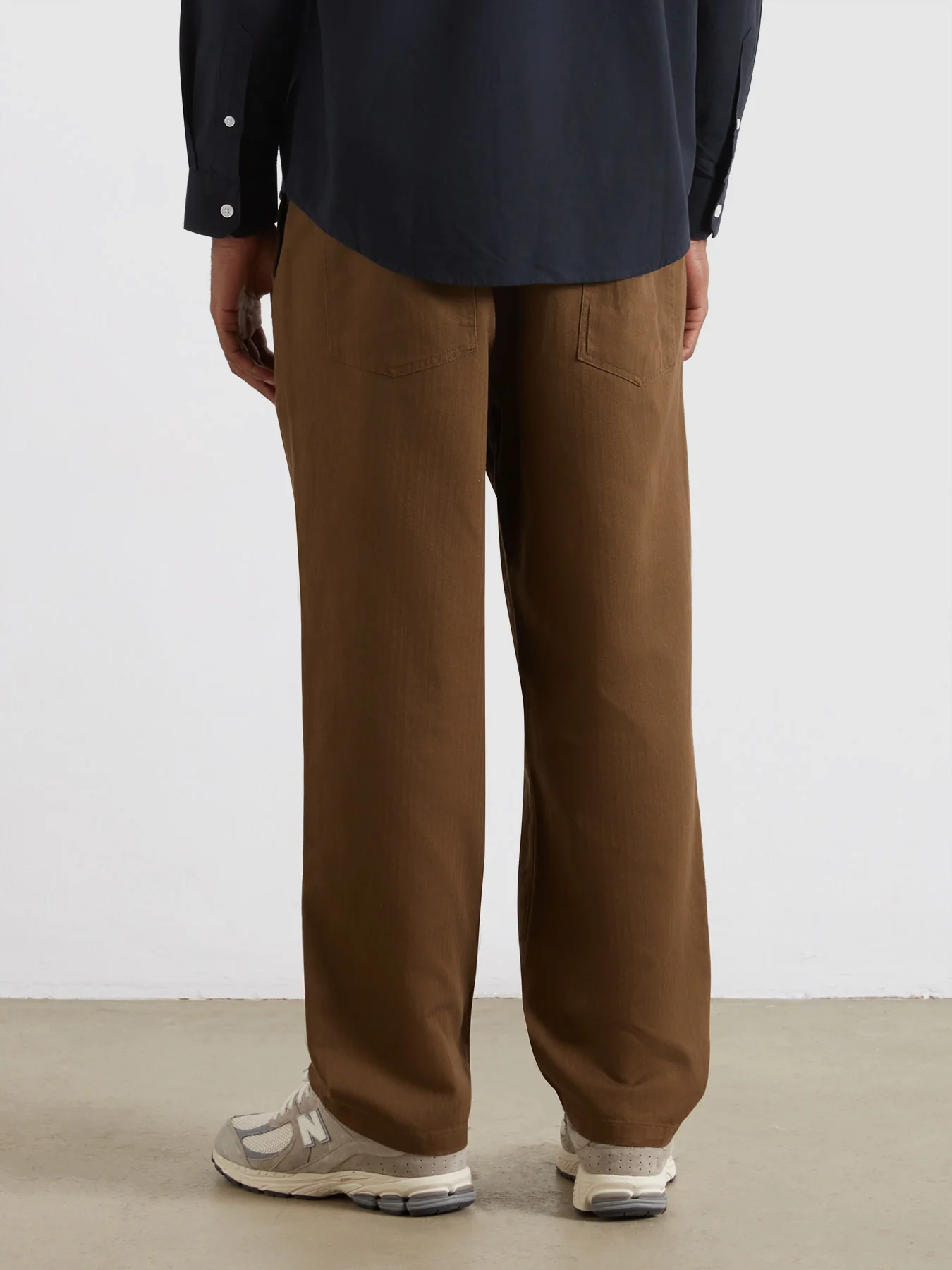Greenport Loose Fit Herringbone Trousers In Clove Brown - Image 3