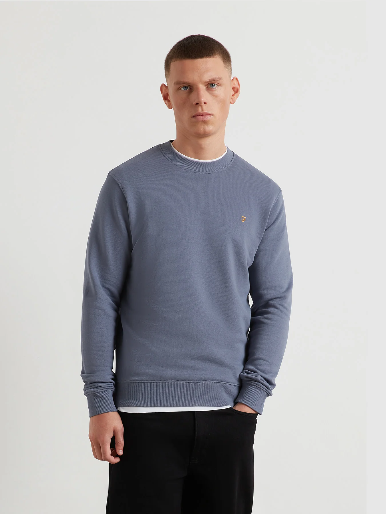 Hanbury Crew Neck Sweatshirt In Battleship Blue