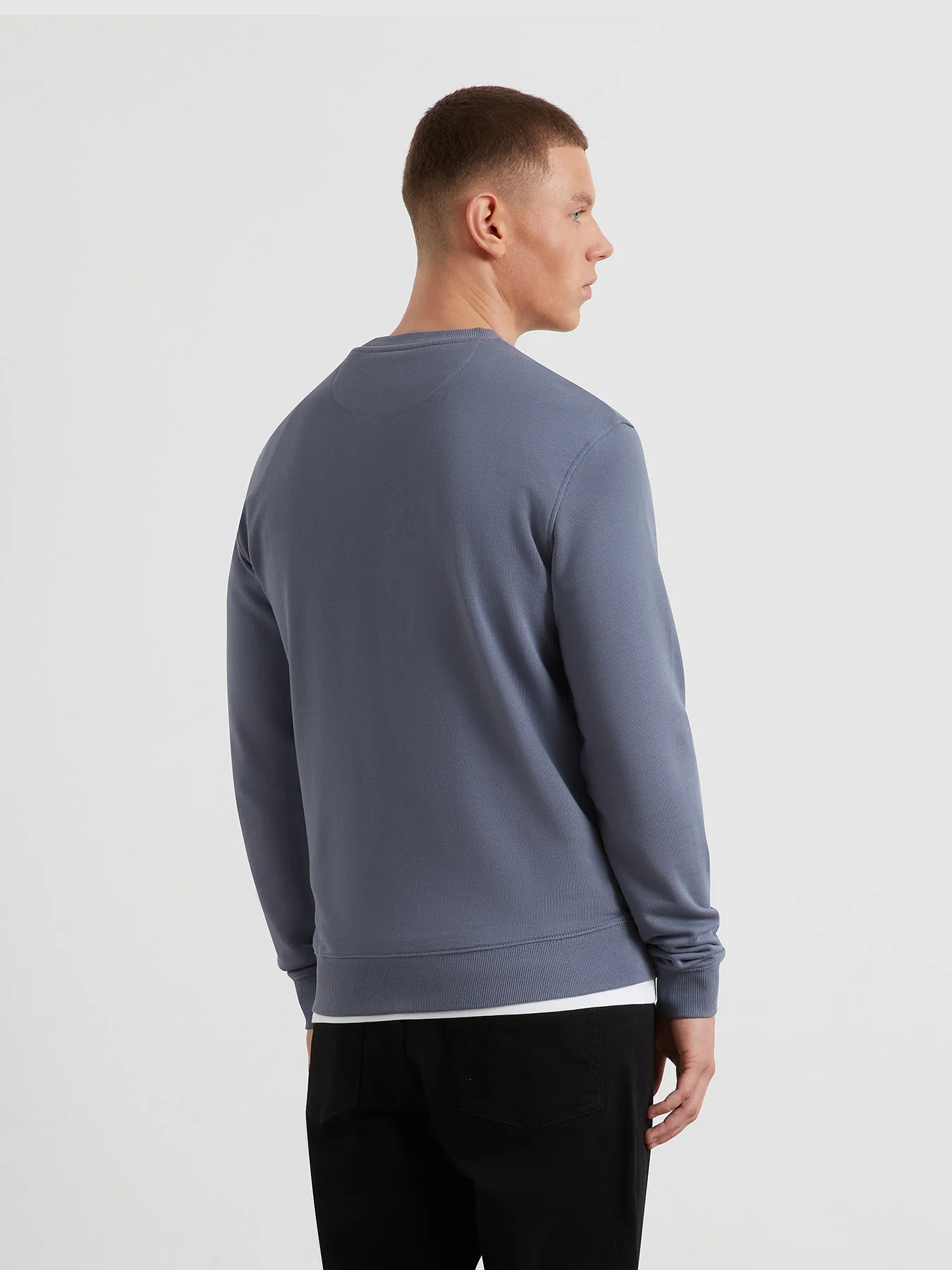 Hanbury Crew Neck Sweatshirt In Battleship Blue - Image 3