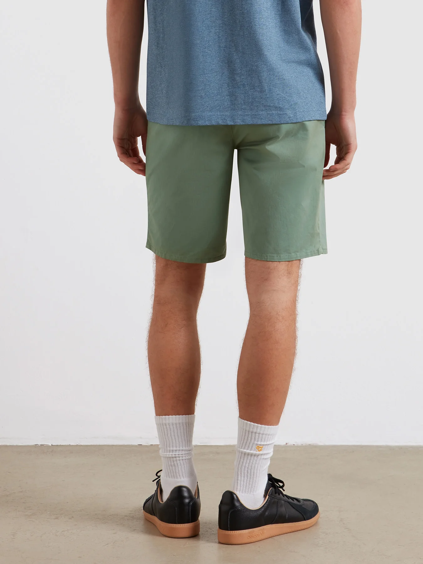 Hawk Garment Dyed Twill Shorts In Farah Jade - Image 3