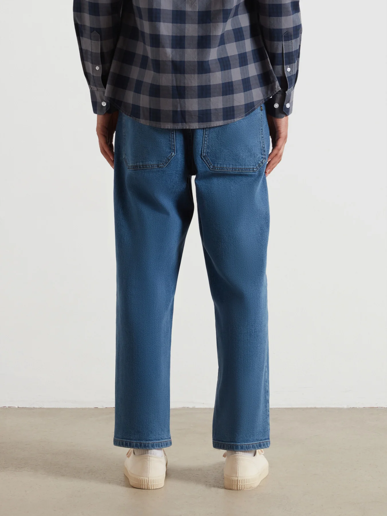 Hawtin Relaxed Tapered Fit Jeans In Worn Indigo - Image 3