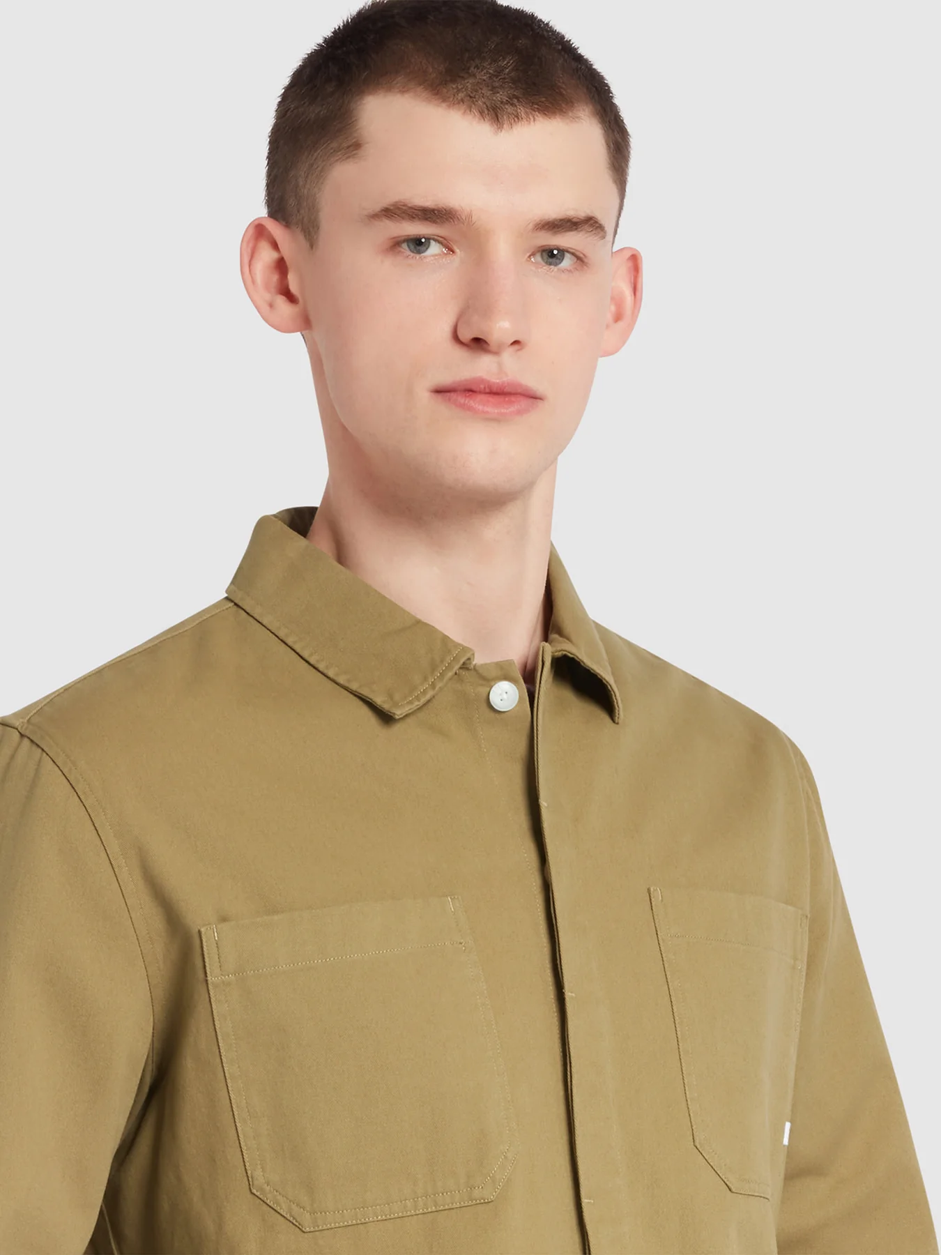 Leon Overshirt In True Khaki - Image 4