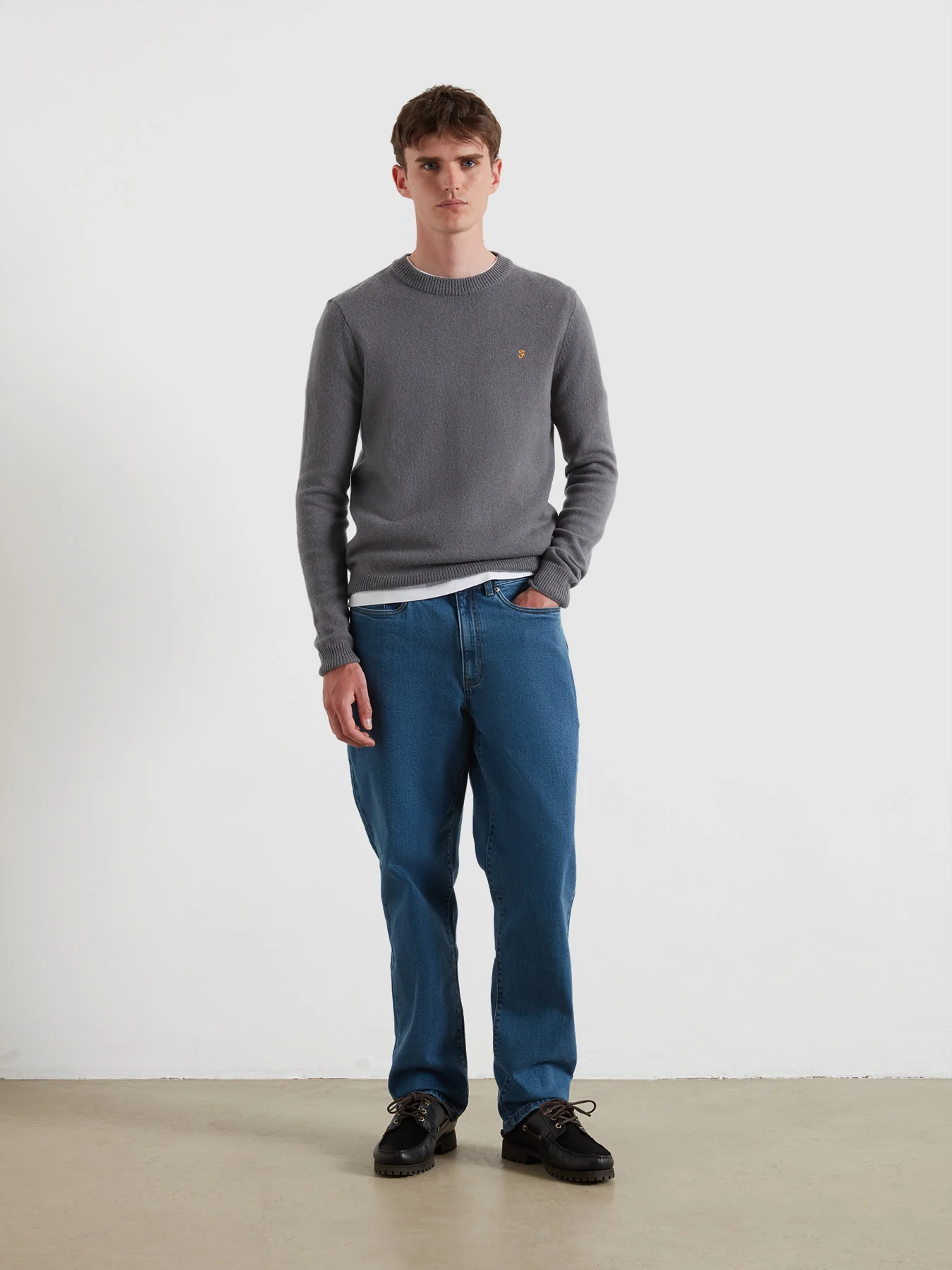 Maidstone Lambswool Sweater In Grey Shade - Image 2