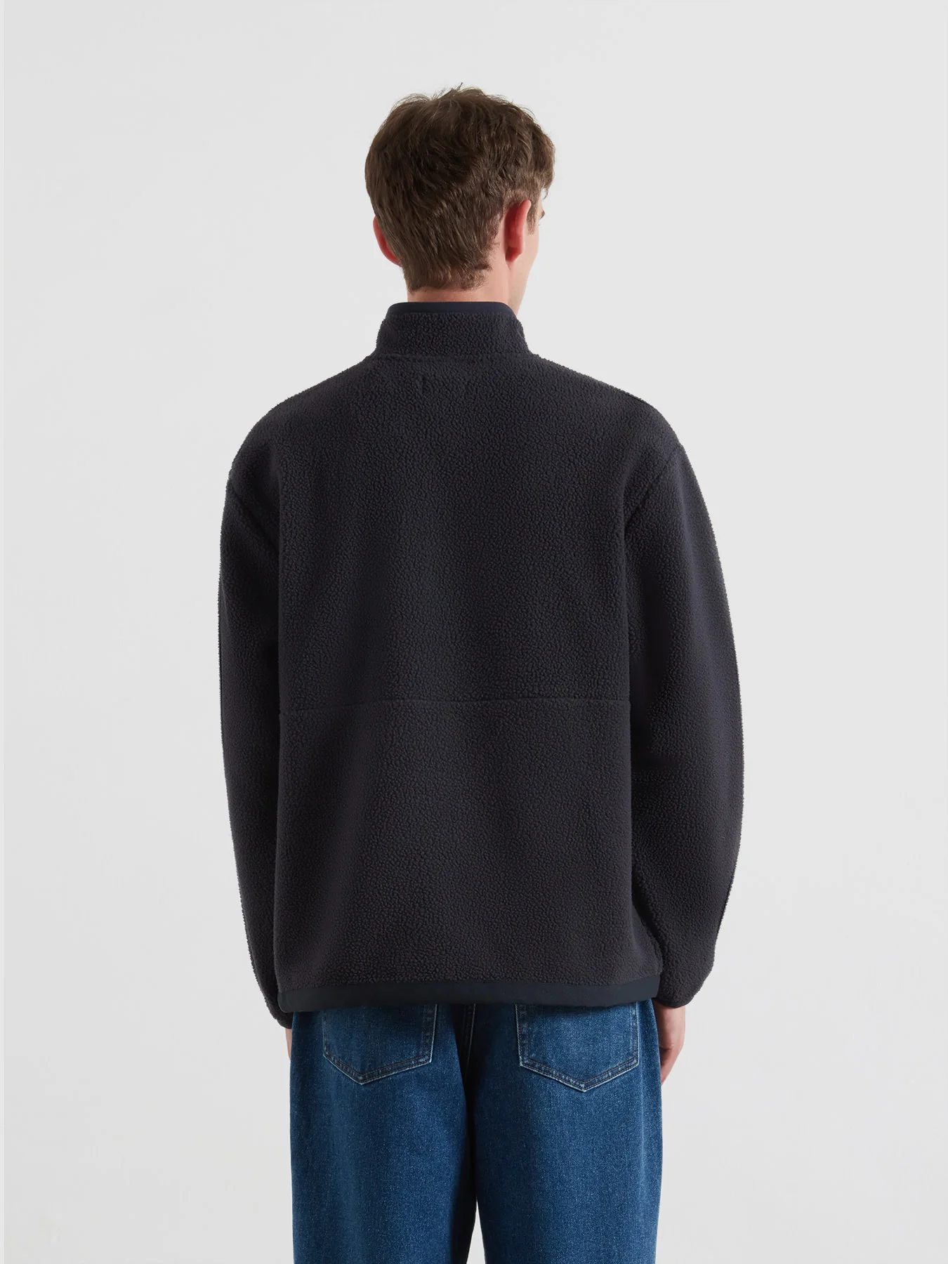 Mews Fleece In True Navy - Image 3