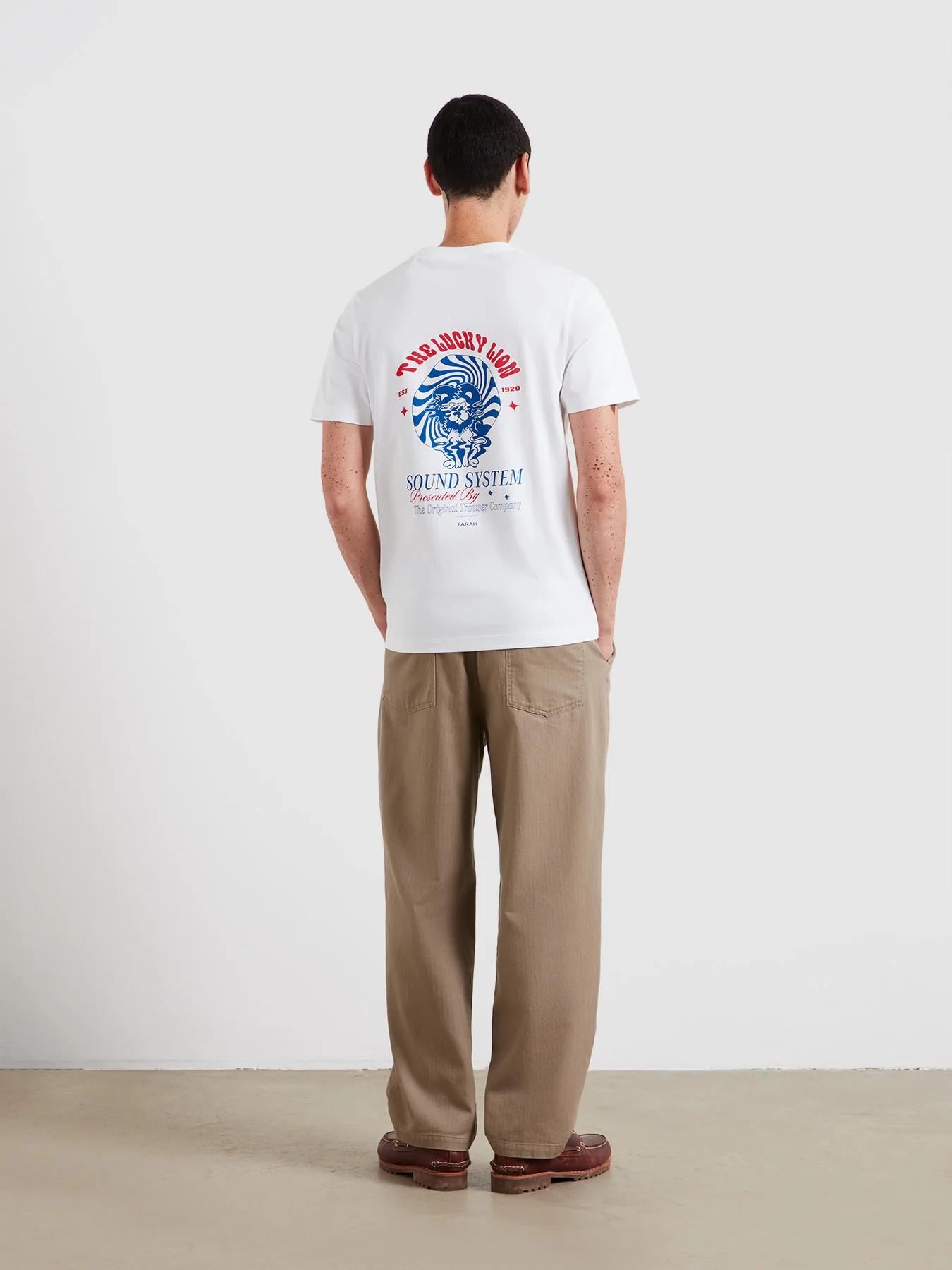 Morween Graphic T-Shirt In White - Image 3