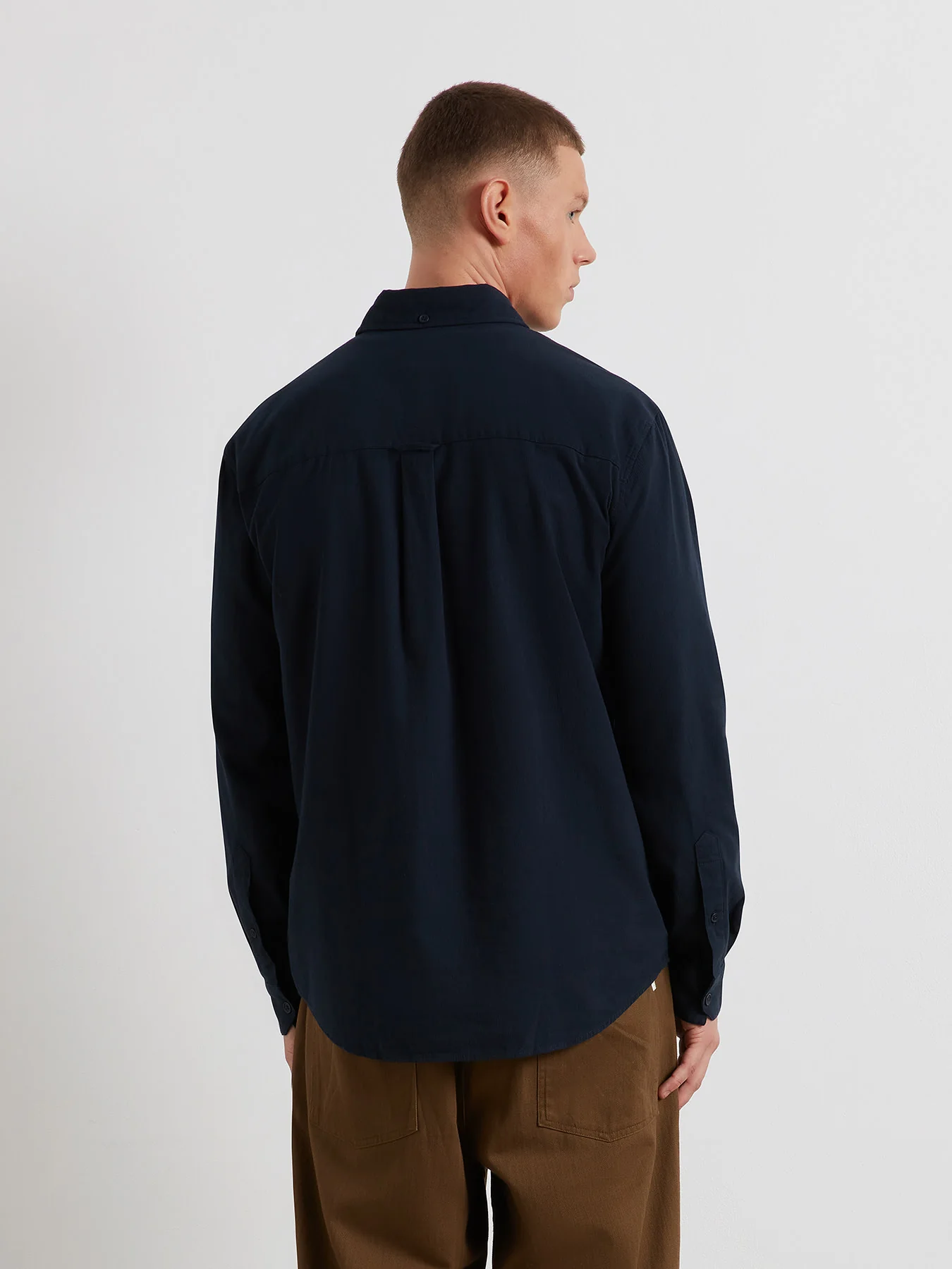 Netherton Bedford Cord Shirt In True Navy - Image 3