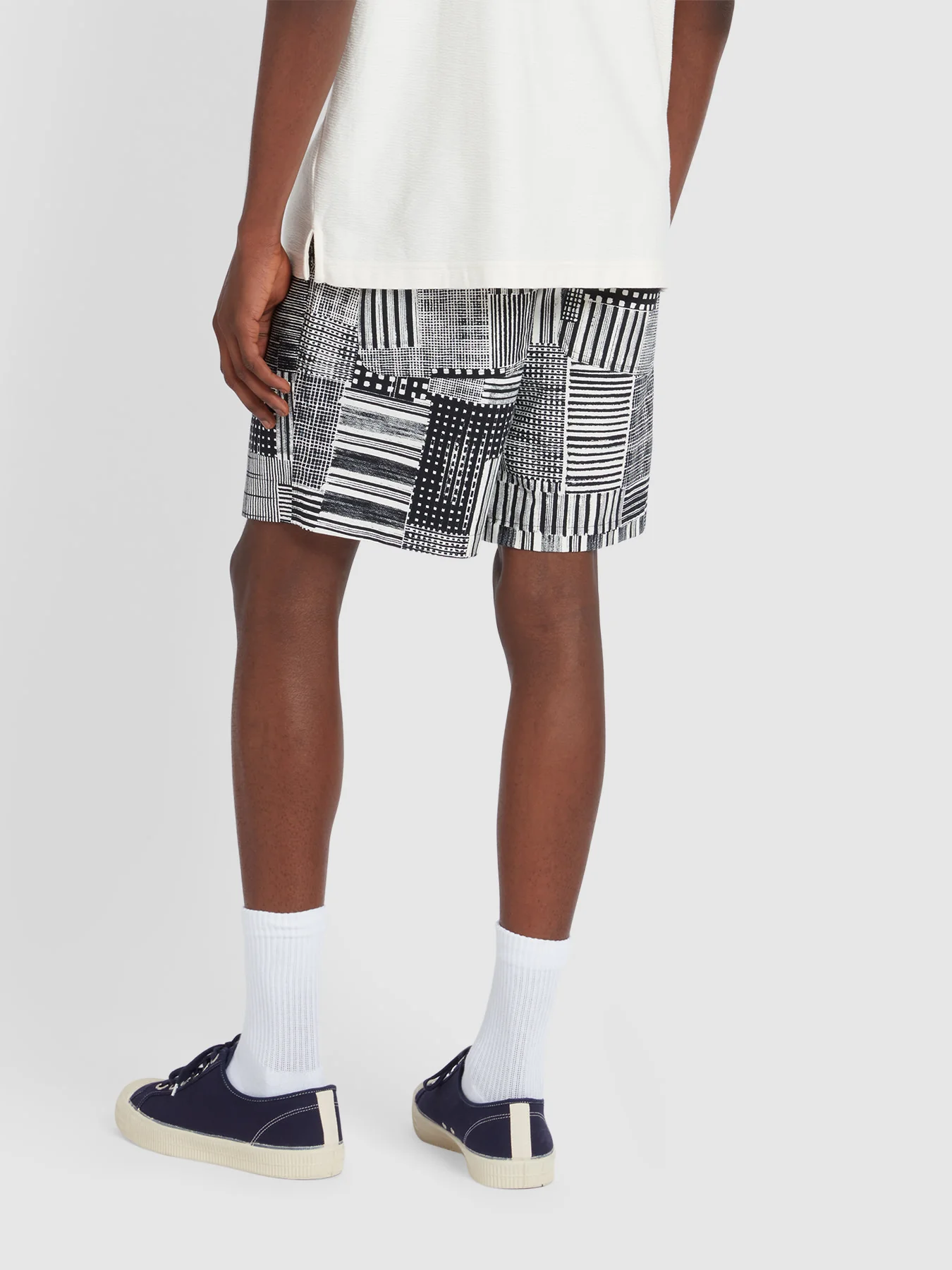 Redwald Archive Print Shorts In Black - Image 3