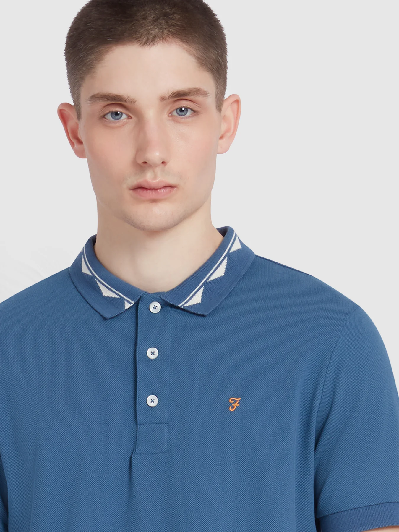 Reeves Zig Zag Tipped Collar Polo Shirt In Cold Metal - Image 4