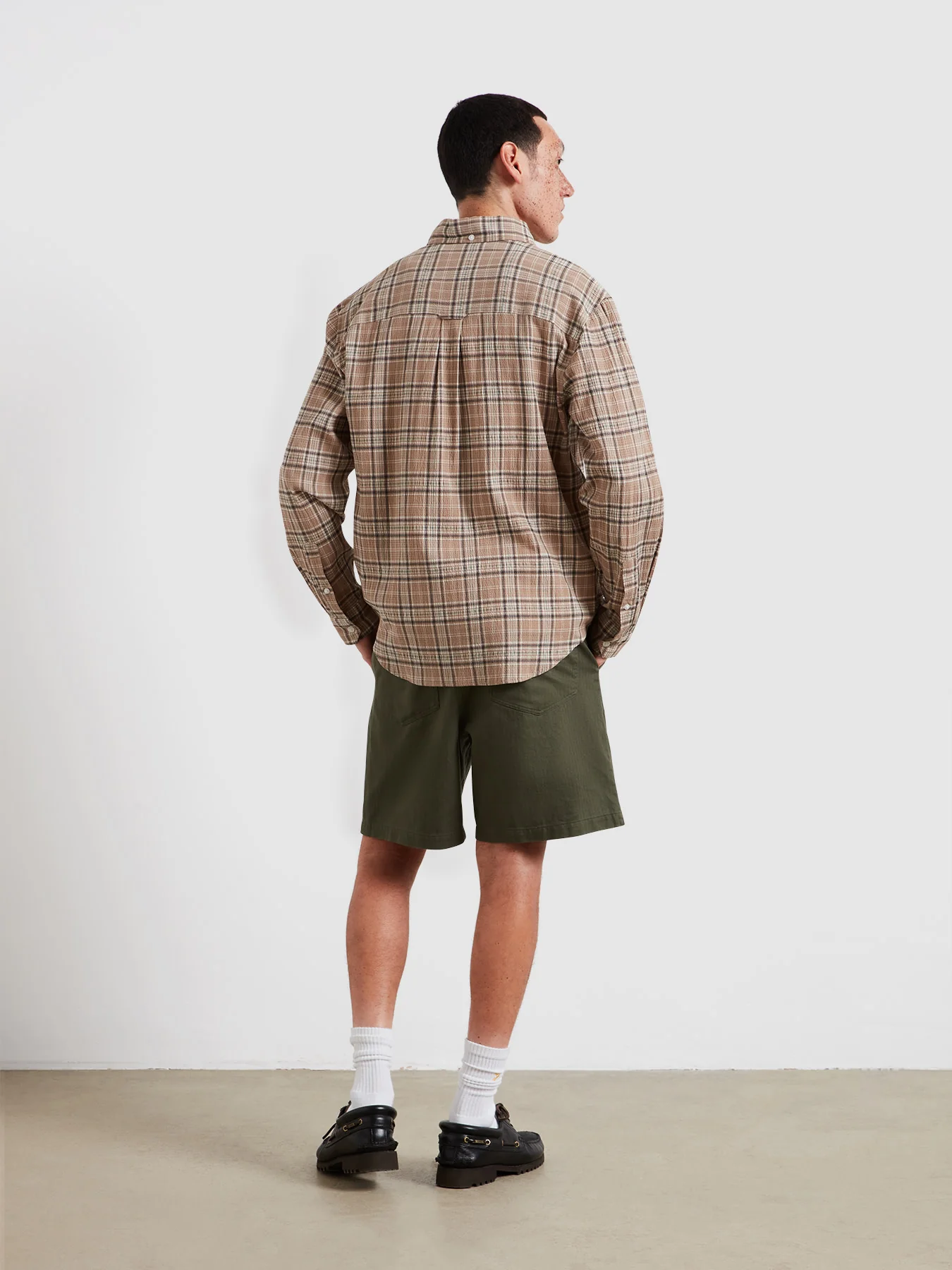 Sands Check Shirt In Ashen Taupe - Image 4