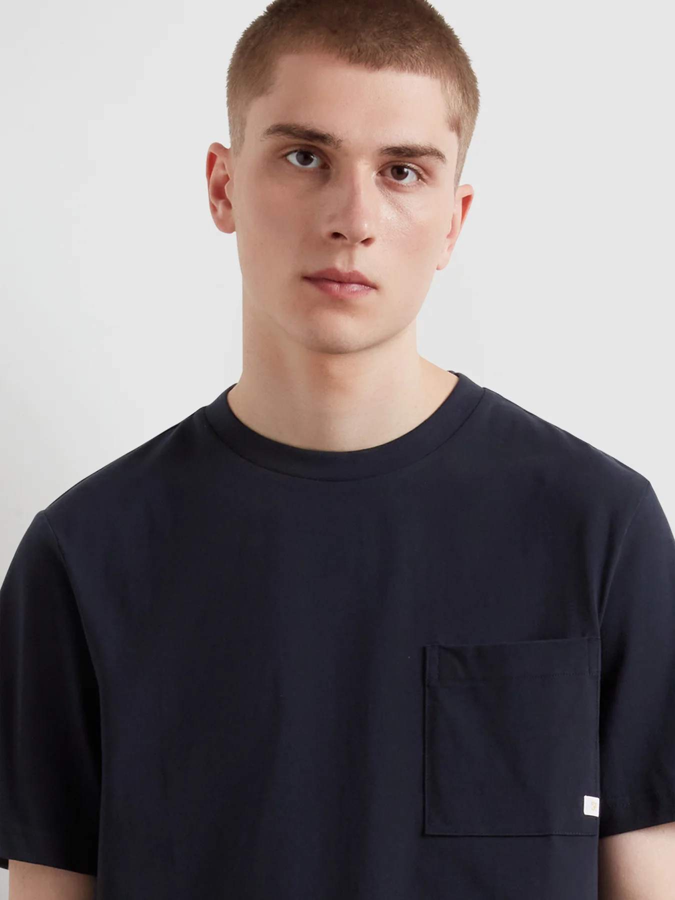 Stacy Pocket T-Shirt In True Navy - Image 4