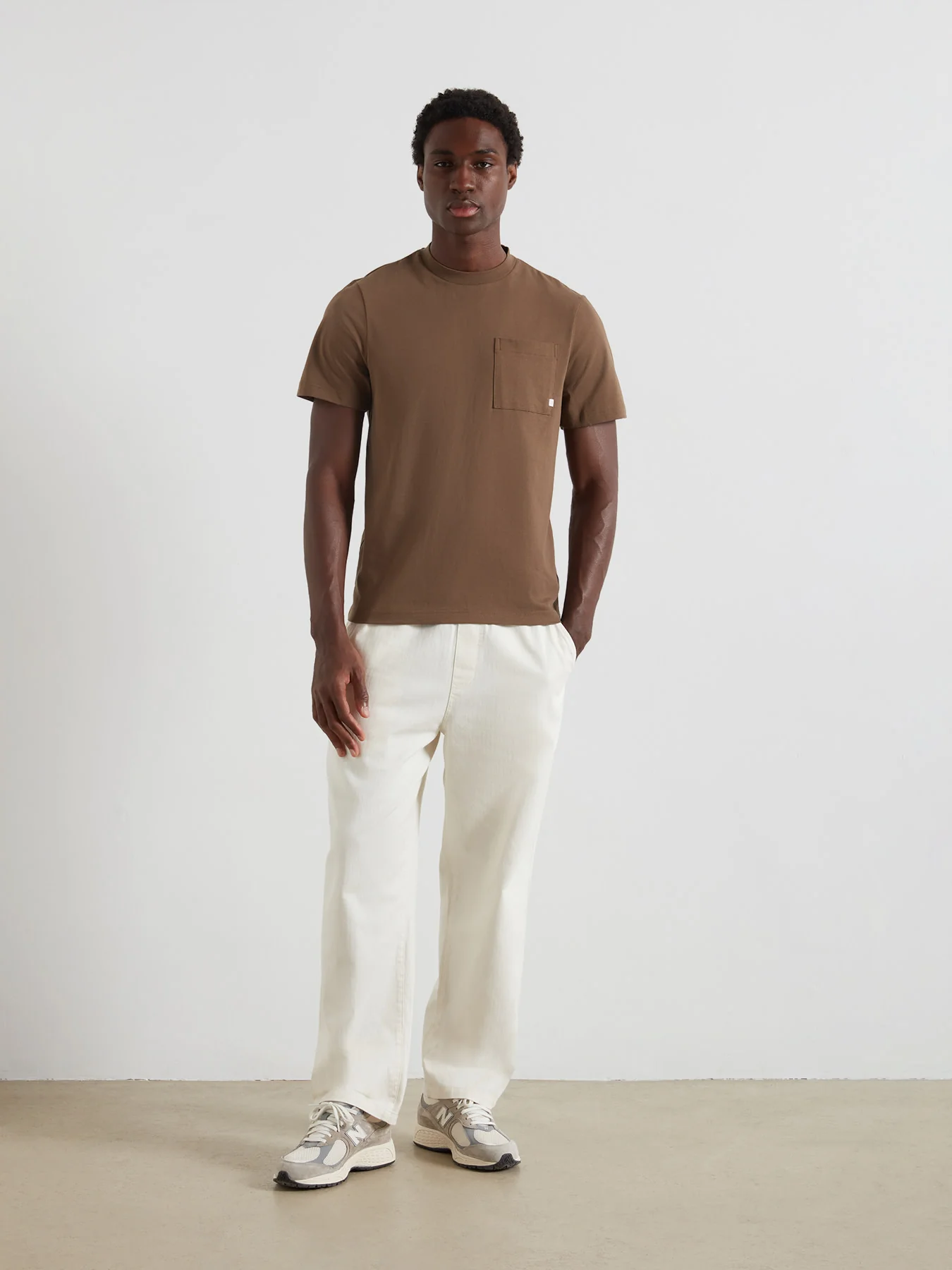 Stacy Pocket T-Shirt In Clove Brown - Image 2
