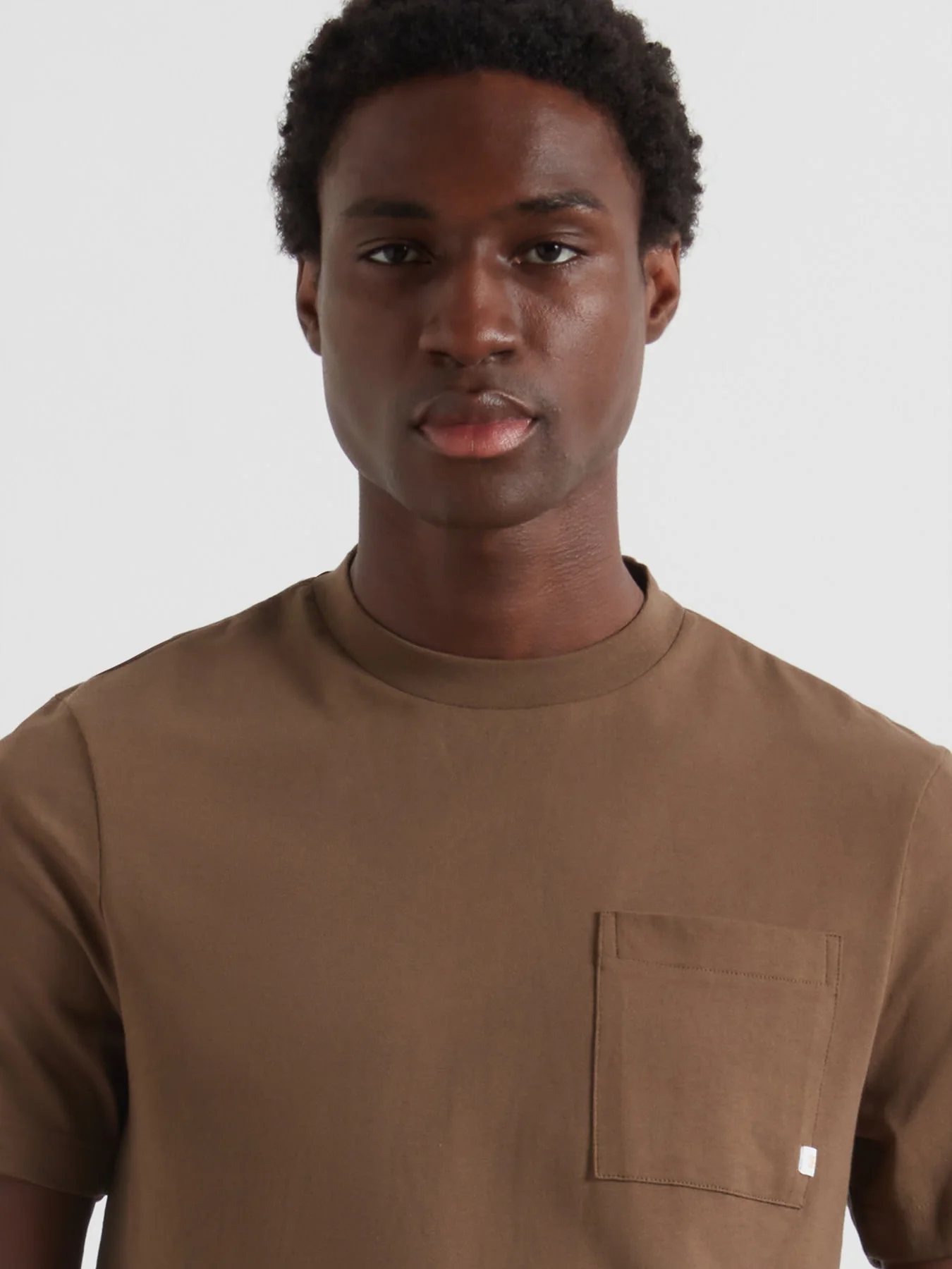 Stacy Pocket T-Shirt In Clove Brown - Image 4