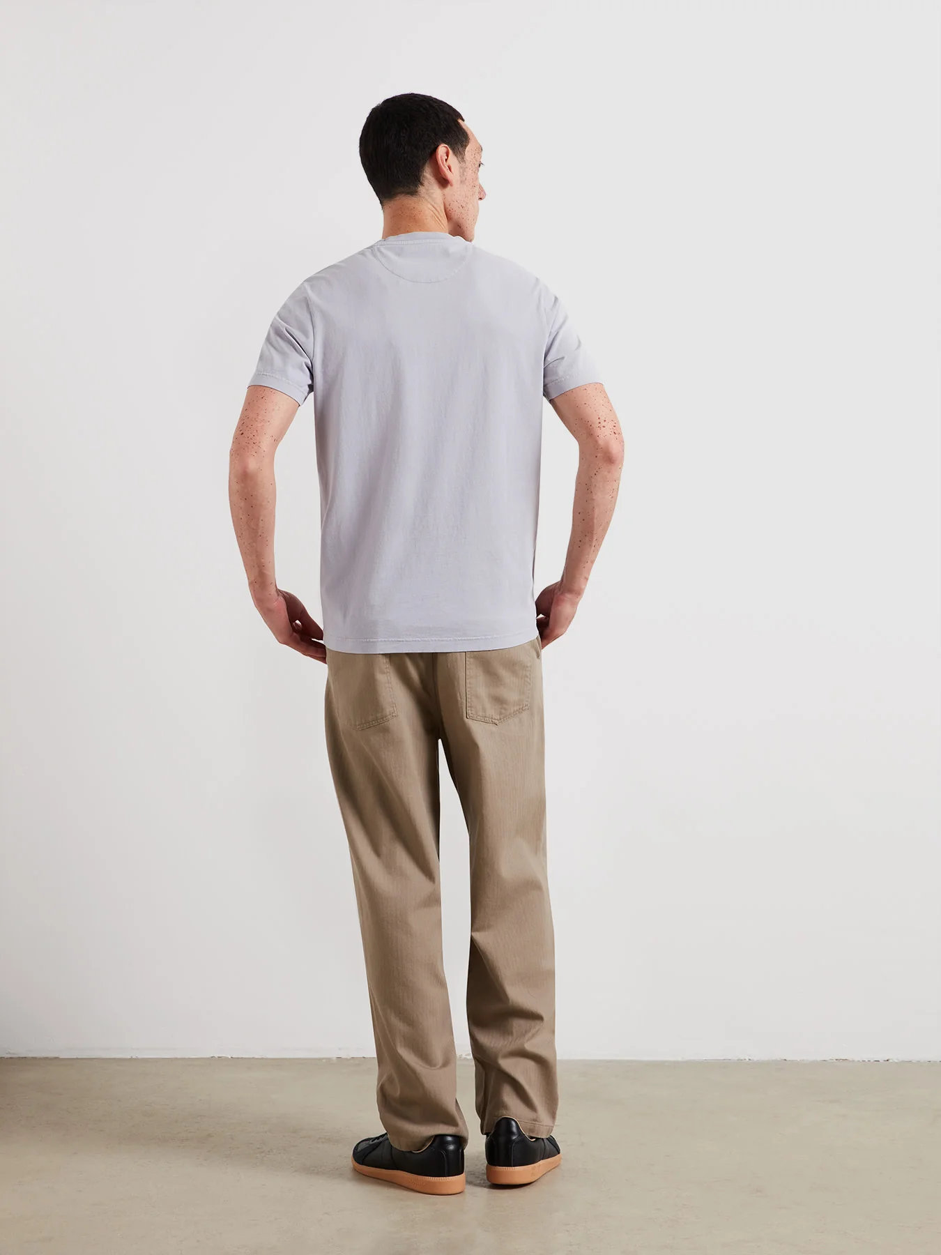 Stacy Pocket T-Shirt In Dusky Lavender - Image 3