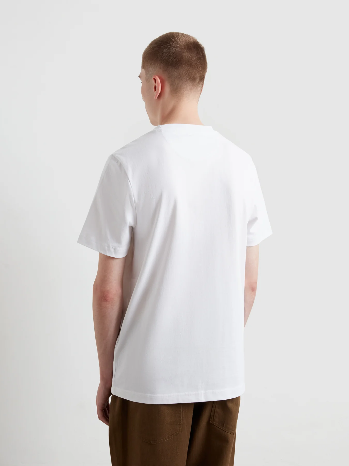 Stacy Pocket T-Shirt In White - Image 3