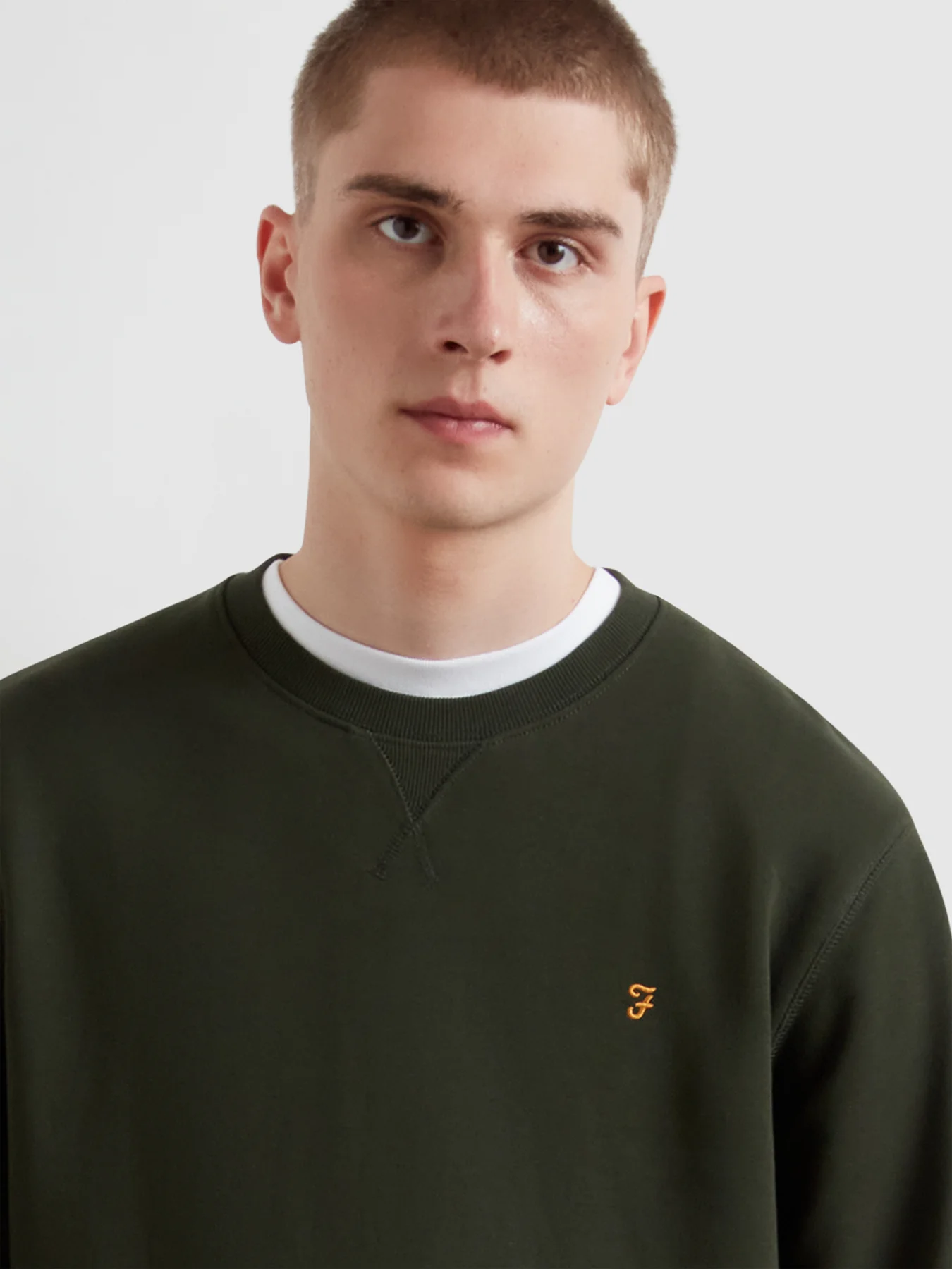 Tim Organic Cotton Crew Neck Sweatshirt In Evergreen - Image 4
